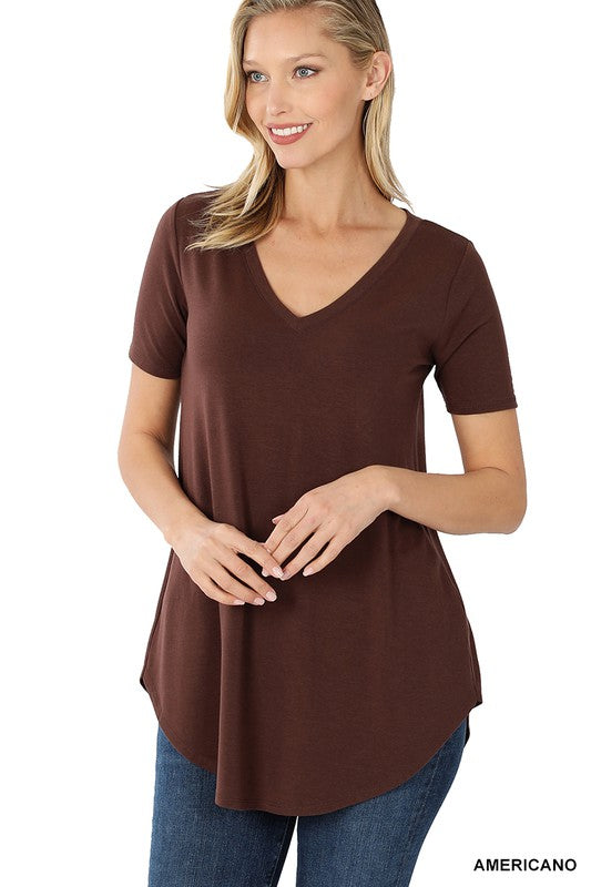 SHORT SLEEVE V-NECK ROUND HEM TOP