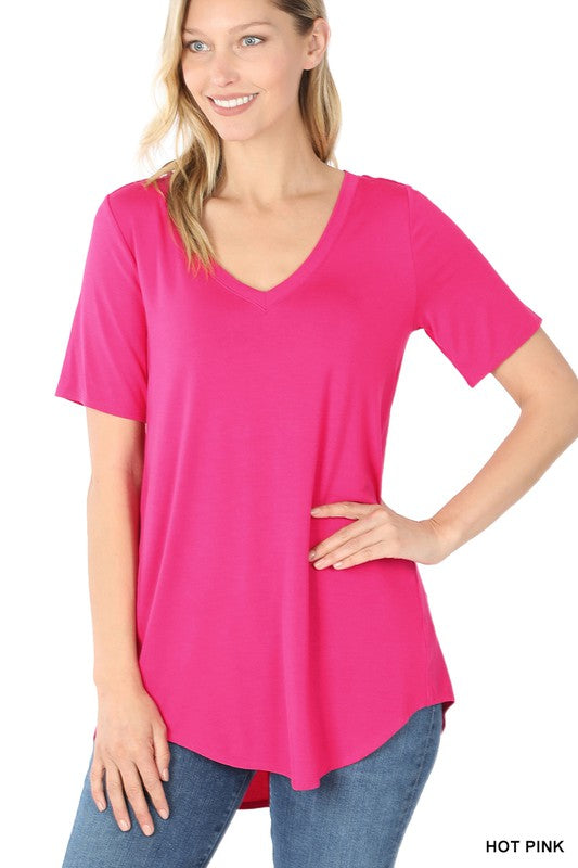 LUXE RAYON SHORT SLEEVE V-NECK HI-LOW HEM TOP