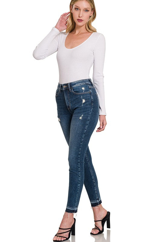 HIGH RISE CROPPED SKINNY DENIM PANTS