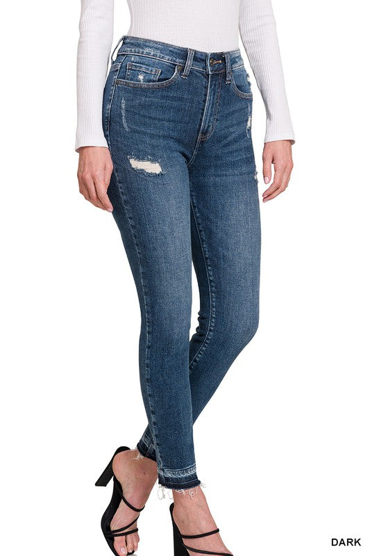 HIGH RISE CROPPED SKINNY DENIM PANTS