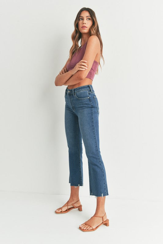 HR CROP FLARE W/ DISTRESSED HEM