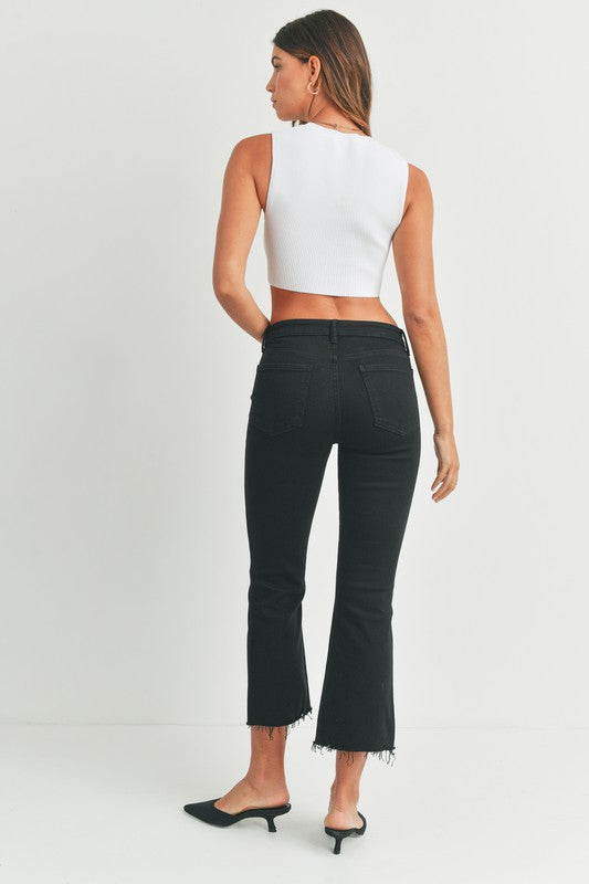 HR CROP FLARE W/ DISTRESSED HEM