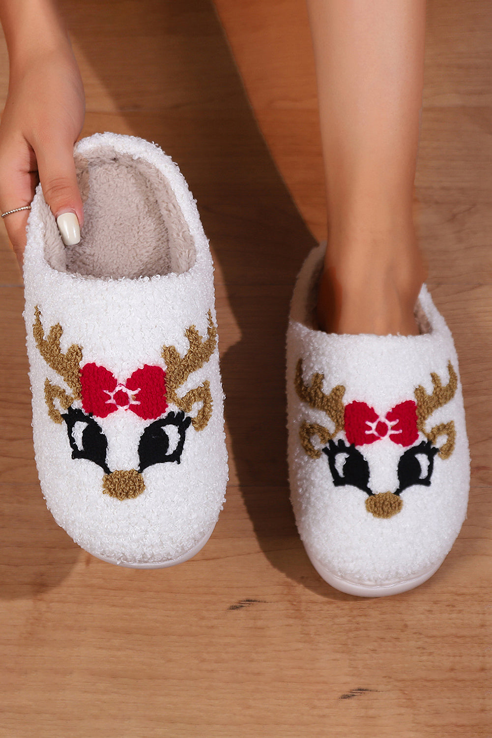 White Valentines Day Hearts Print Plush House Slippers