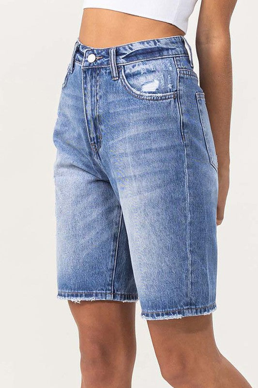 BOYFRIEND SHORT