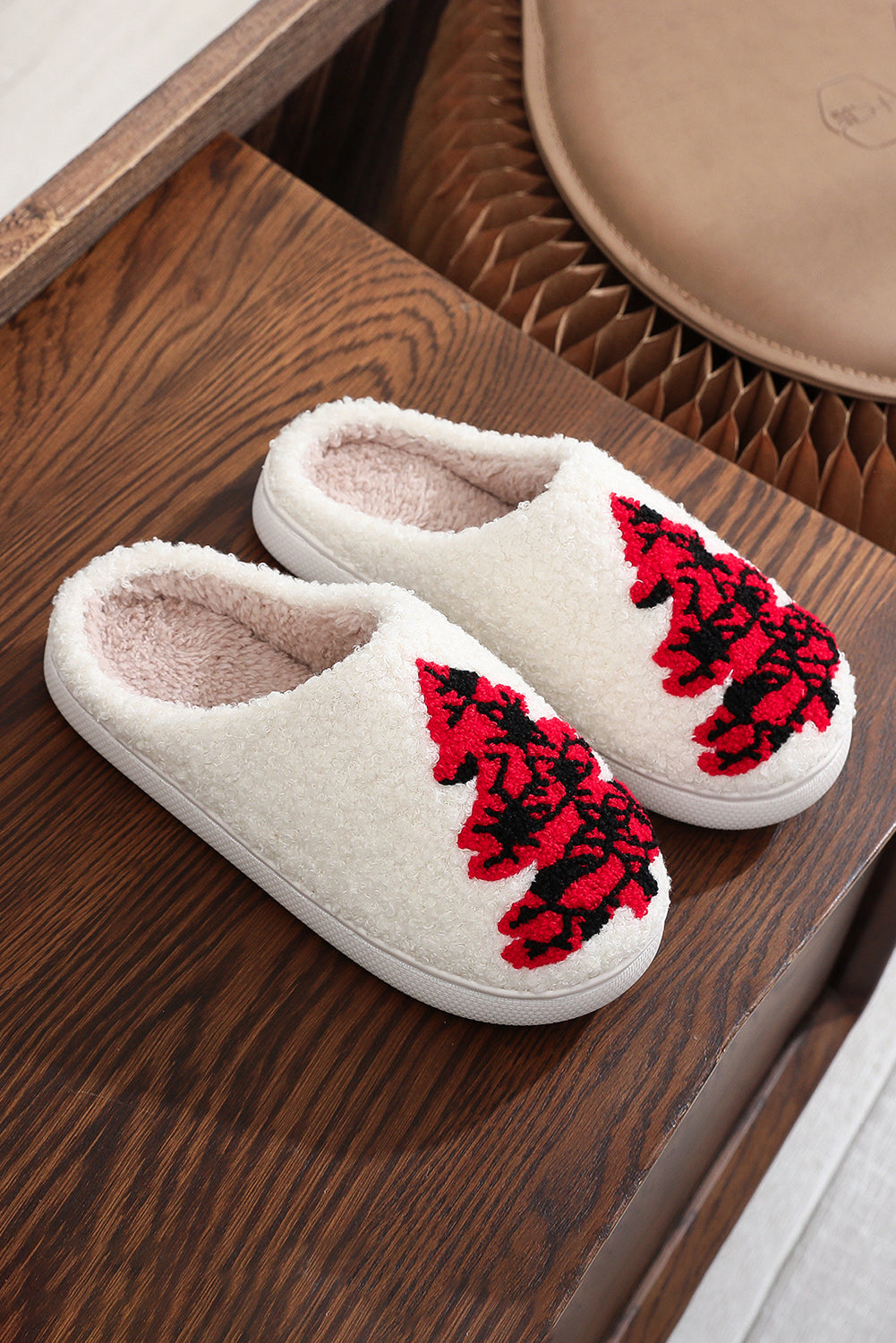 White Valentines Day Hearts Print Plush House Slippers