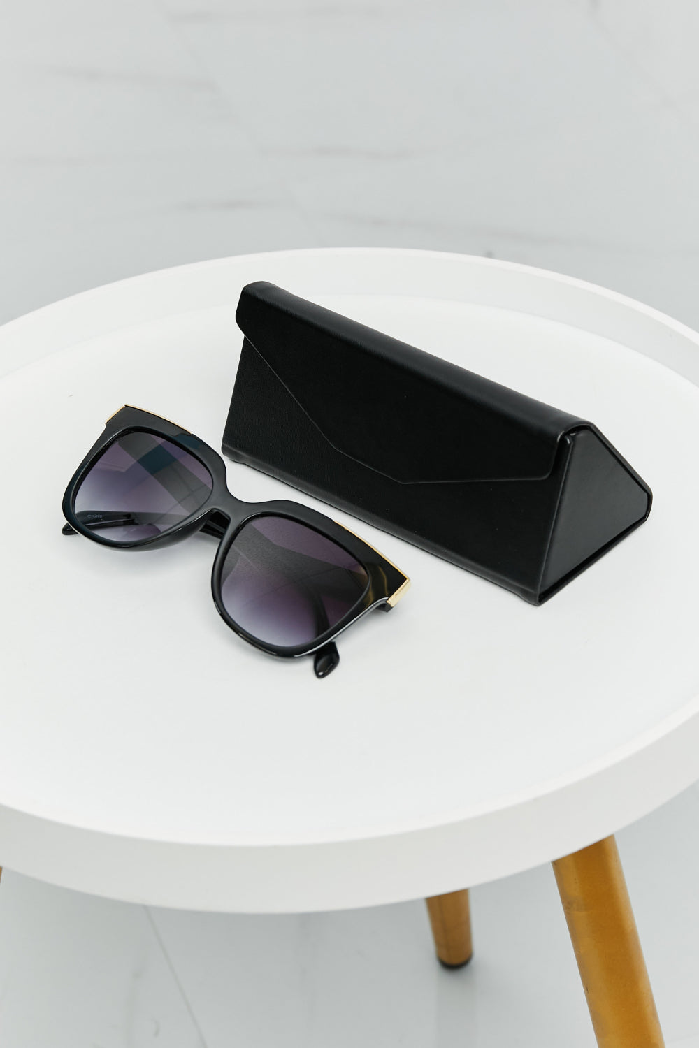 Square Full Rim Sunglasses