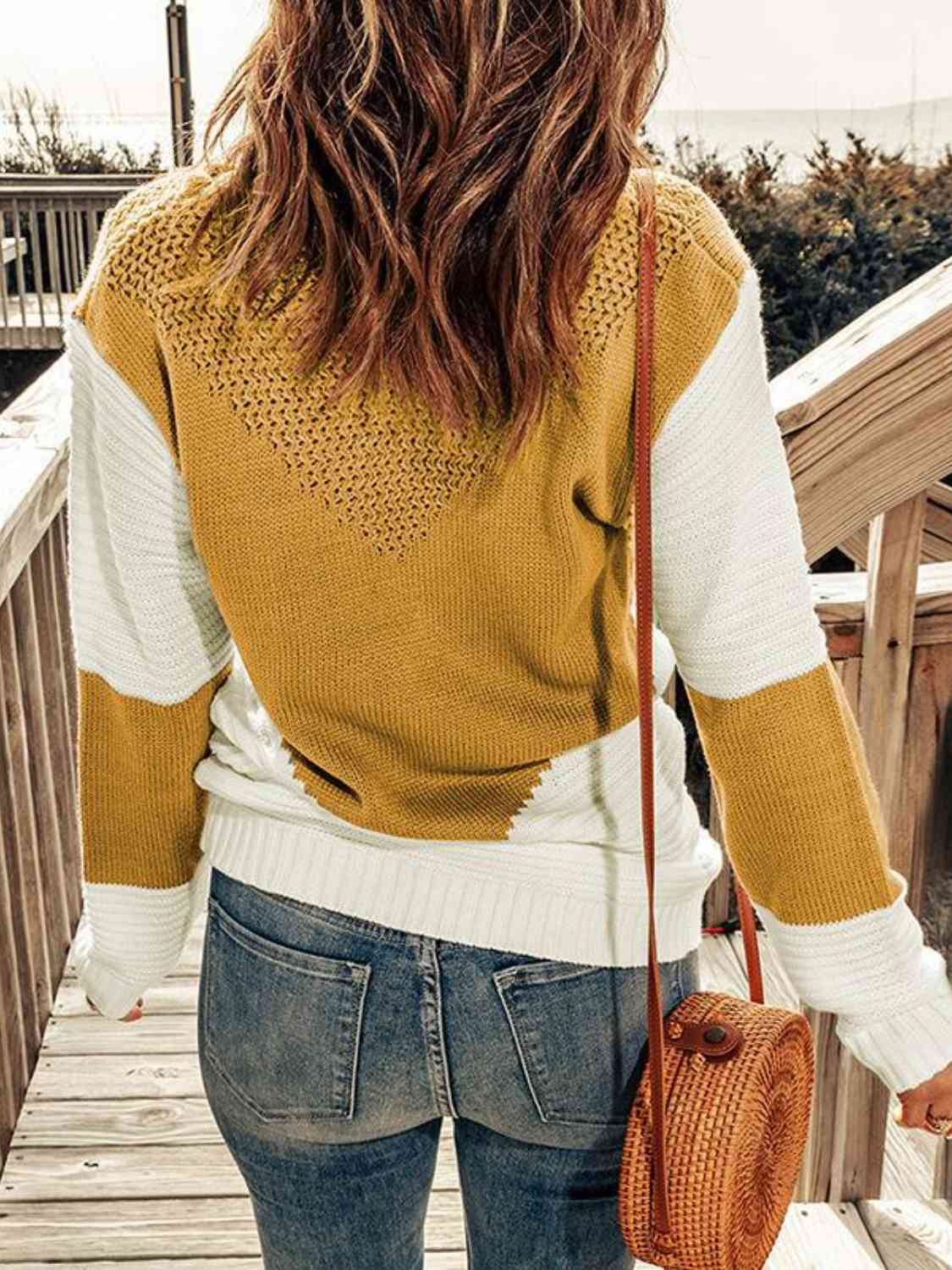 Contrast Round Neck Sweater