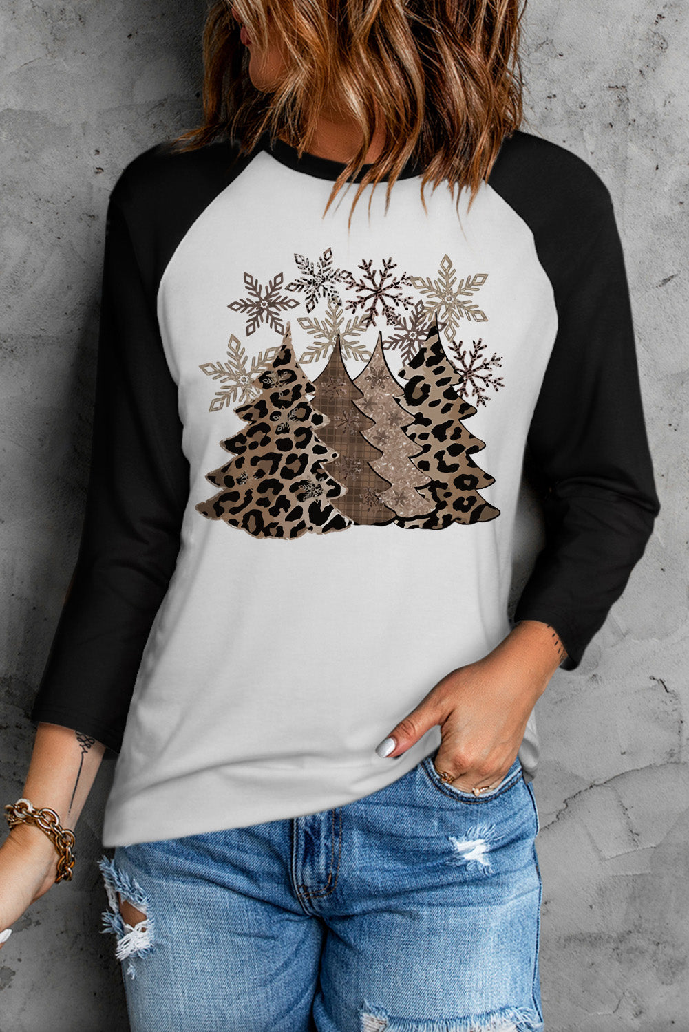 Christmas Tree Graphic Round Neck T-Shirt