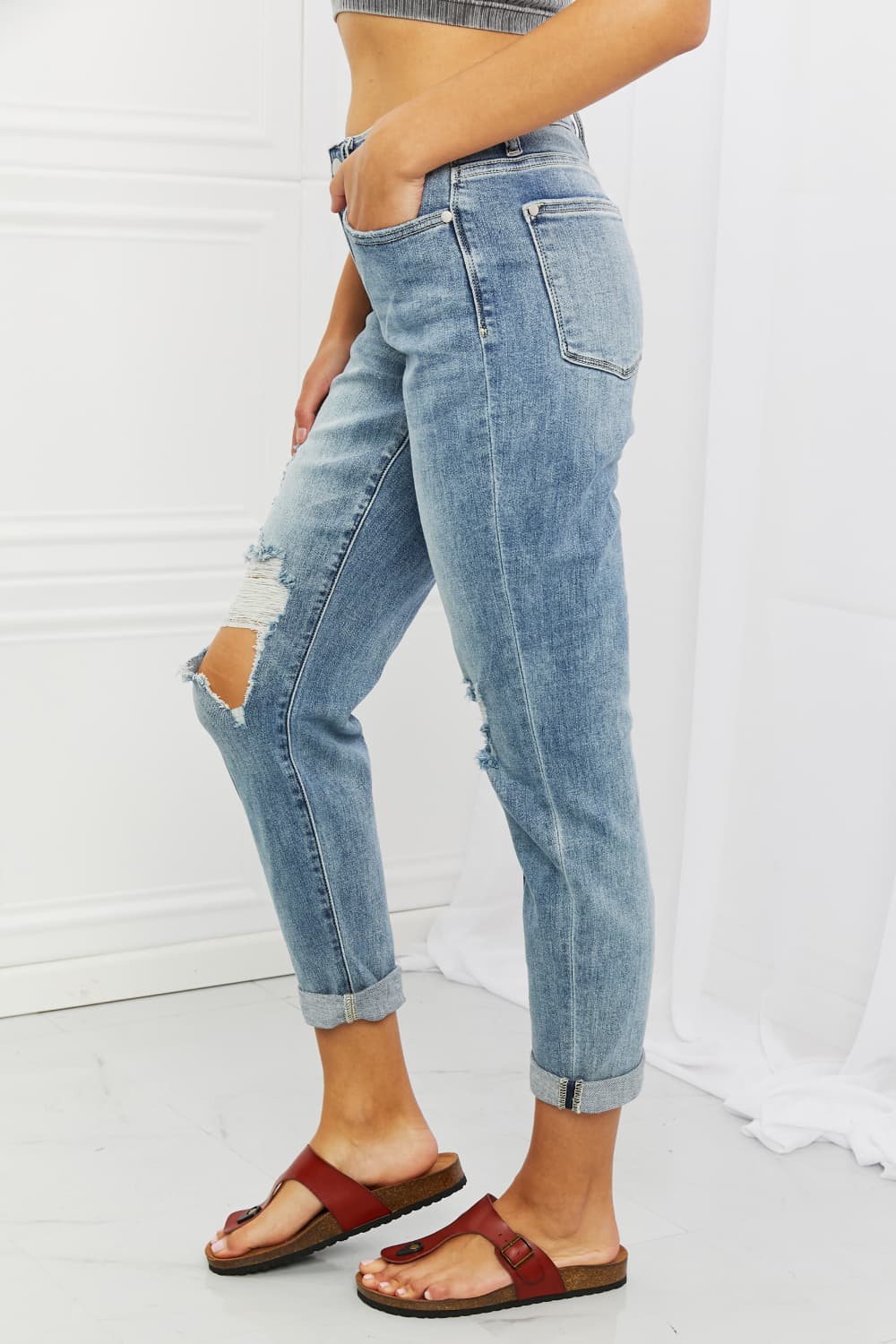 Judy Blue Malia Full Size Mid Rise Boyfriend Jeans