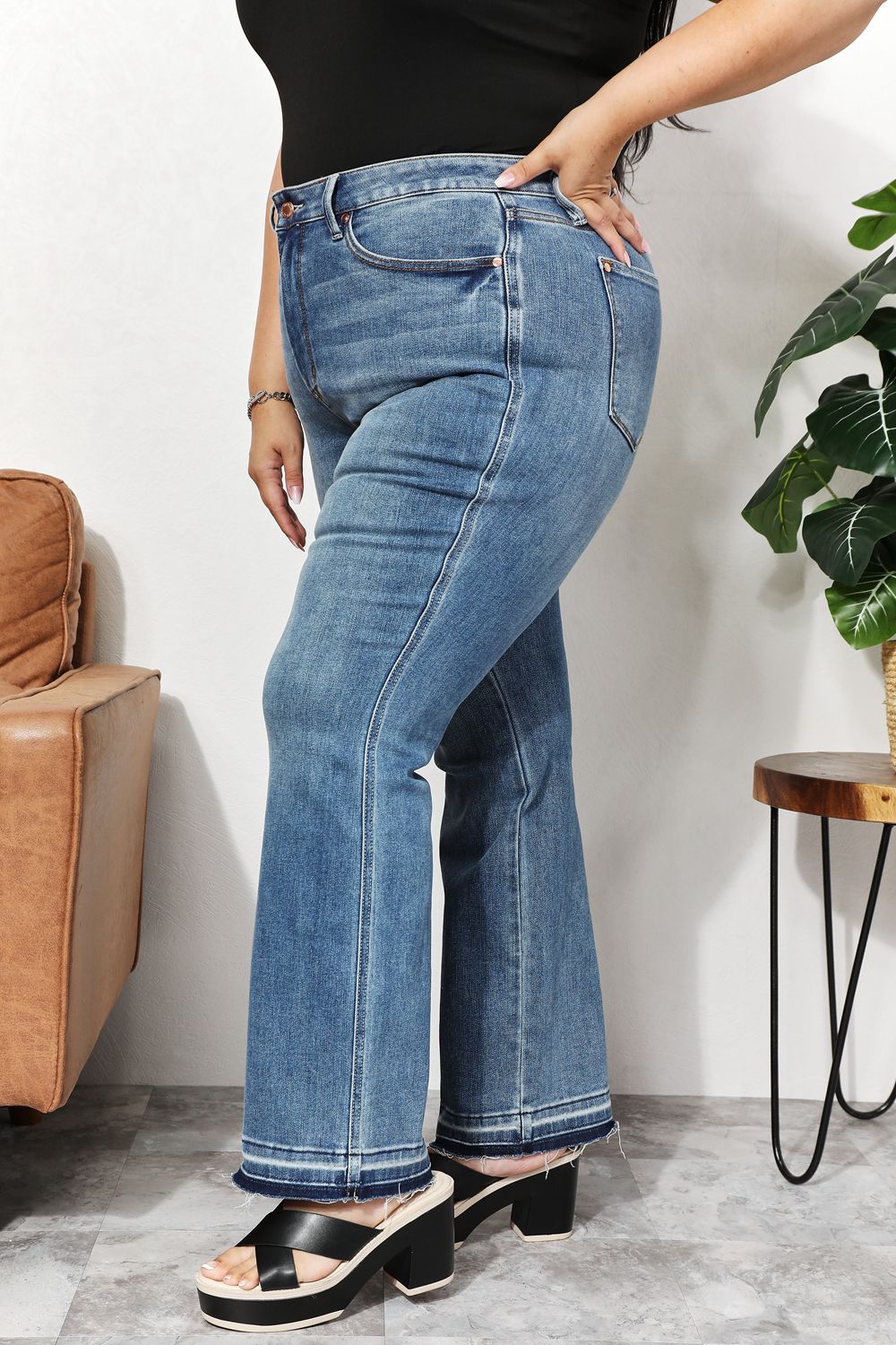 Judy Blue More to Love Full Size High Waist Jeans with Pockets