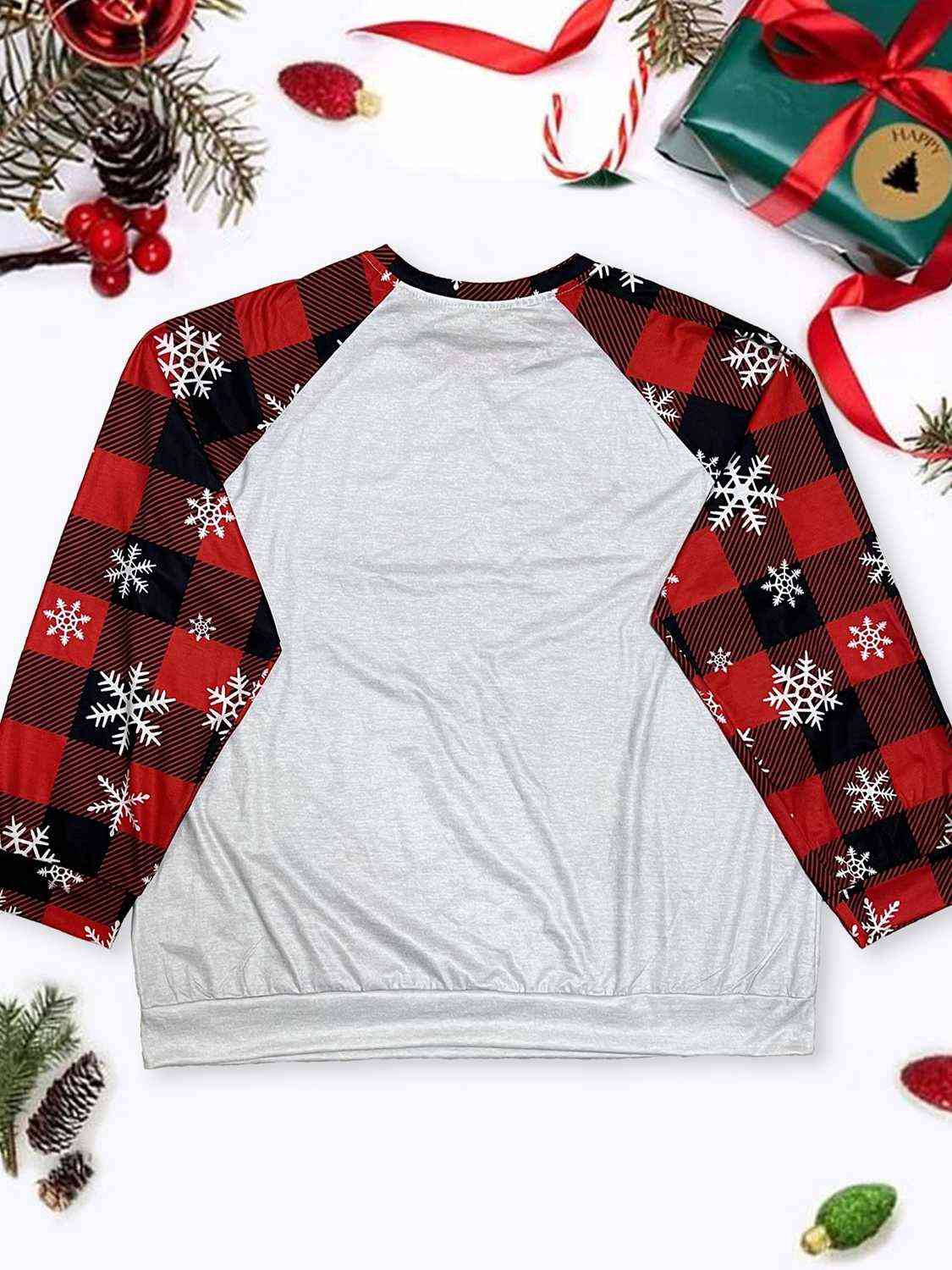 Plus Size Reindeer Graphic Plaid Long Sleeve T-Shirt